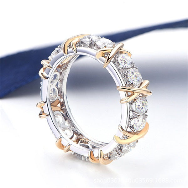 MOISSANITE DIAMOND RING