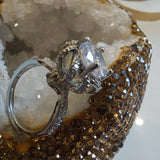 MONSAN FLOWER DIAMOND RING