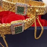 Golden Chic