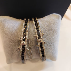Diamond Chic 4